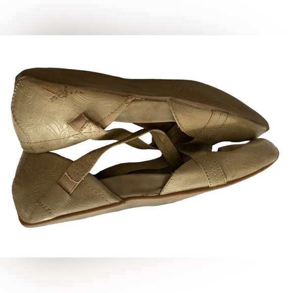 AXXIOM Tan Floral Pattern Arch Support Mary Jane Straps Womans Comfortable Shoes - Picture 12 of 14